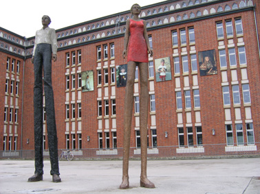 a Hambourg les gens ont de longues jambes.jpg